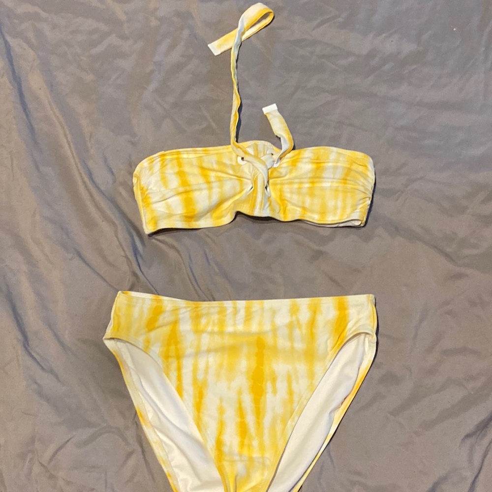Michael kors yellow bikini used but perfect condition